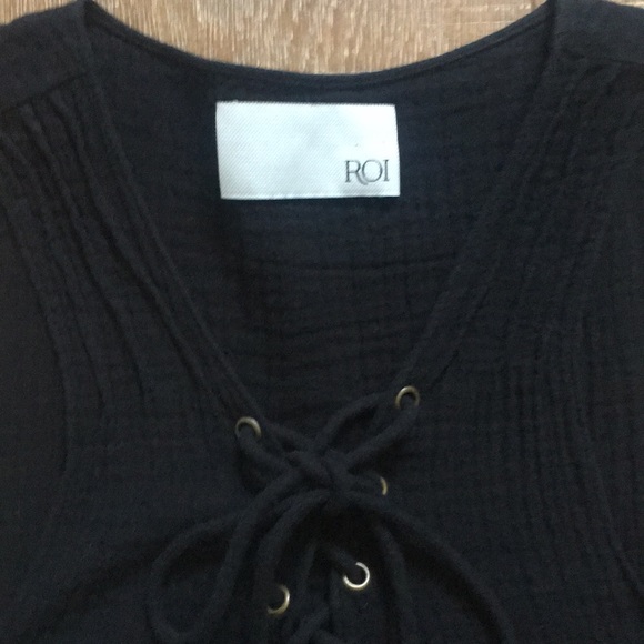 ROI black lace-up top Size Small - Picture 7 of 7